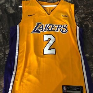 Lakers jersey a lanzo ball